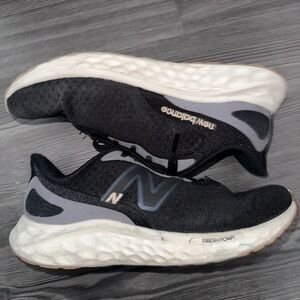 New Balance Black and Gray Running Shoes